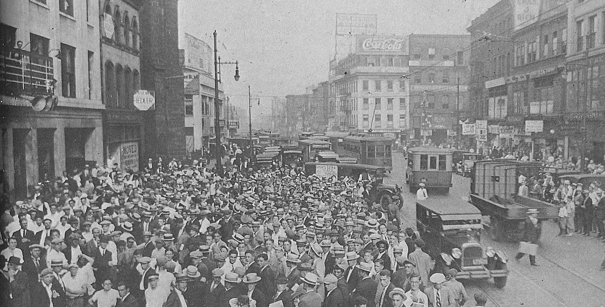 Awaiting a World Series Result 1926
Photo from the Newark Evening News
