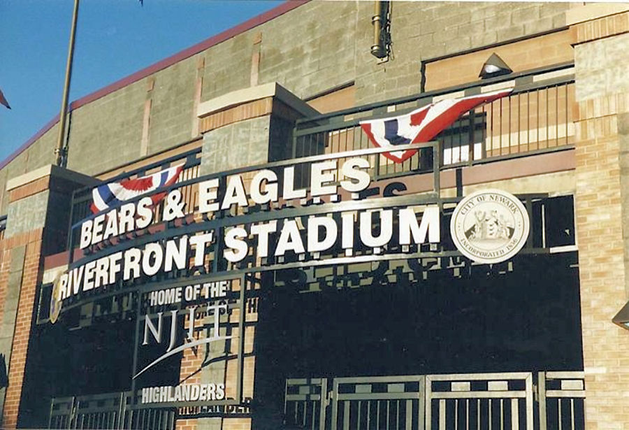 bearsstadium06.jpg