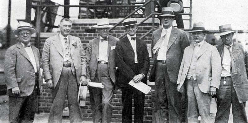 Weequahic Park Race Officials 1929
A group of officials and guests of the Junior League at the annual inter-city meeting held Is last month at Weequahic Park, Newark, N. J. Reading from left to right are Fred C. Green of the Boston Transcript; J. Burns; J. H. Gilbody, secretary of the Metropolitan Driving Club; R. E. Kelsey; C. L. Stickney, starting judge; Dr. J. T. McGlynn, chairman of the race committee of the "Mets,' " and Frank G. Trott of the Boston Globe.

from Aug 15, 1929 Trotter and Pacer magazine


Courtesy of Don Daniels
