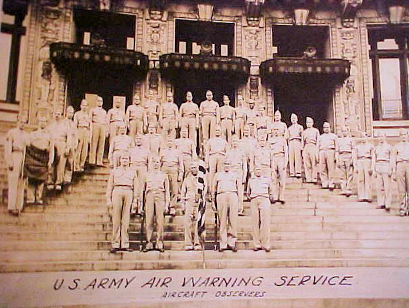 U. S. Army Air Waring Service
Aircraft Observers on the steps of City Hall

